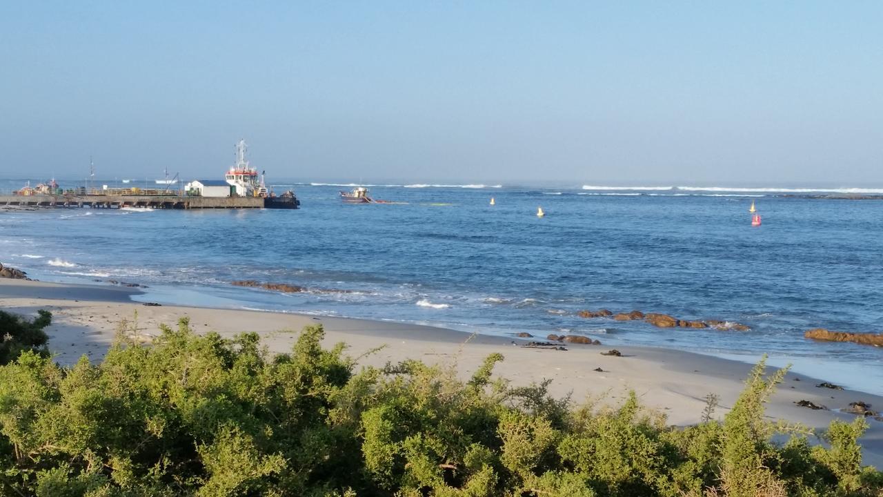 Bedrock Lodge Port Nolloth Extérieur photo